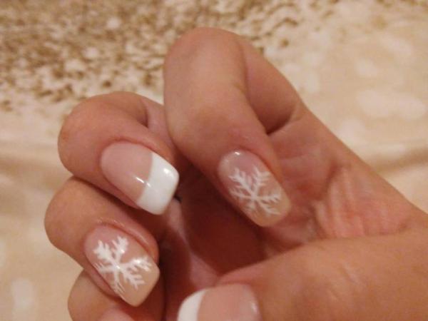Deluxe Nails gallery
