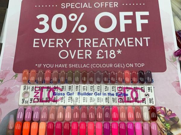 Deluxe Nails gallery