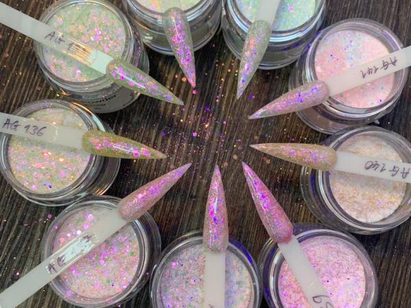 Deluxe Nails gallery