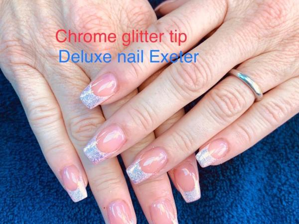 Deluxe Nails gallery